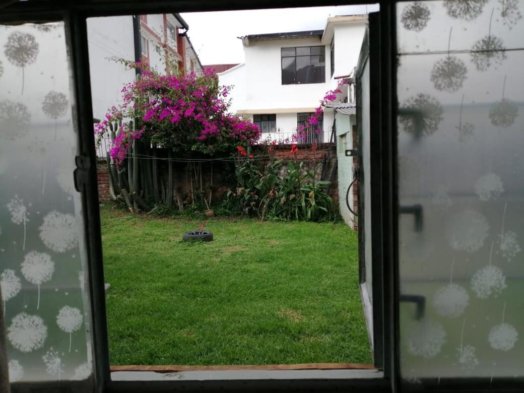 Mini Suites En El Mejor Sector De La Ciudad Quito Exteriör bild